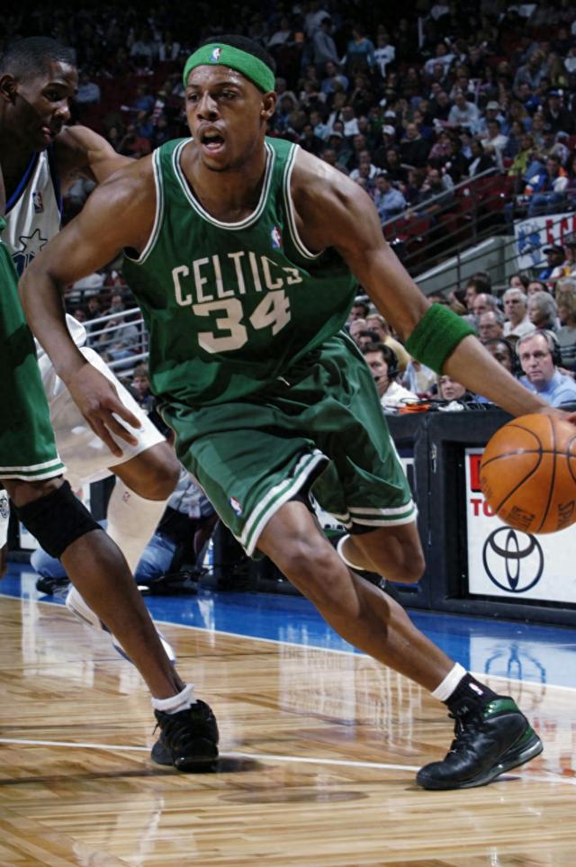 早报：里程碑献大礼，要多酷有多酷！（早报：里程碑重磅送礼，酷劲拉满！）