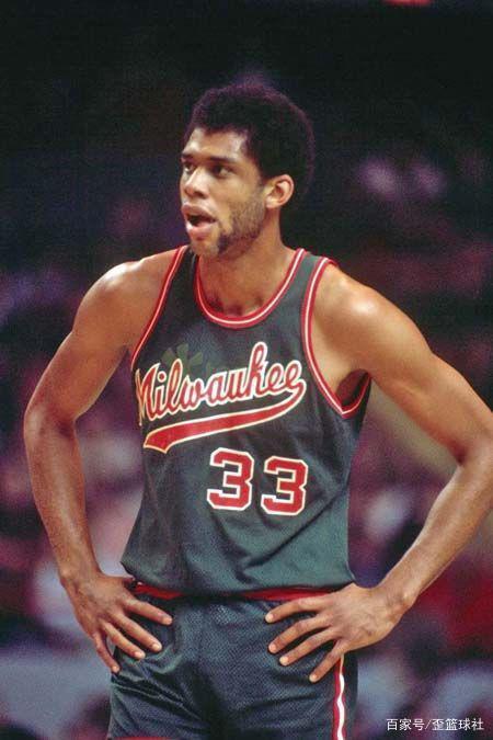 博列洛：皮奥20岁已非常全面，意大利国家队有了未来中锋人选（博列洛：20岁皮奥已相当全面，意大利队未来中锋人选已现）